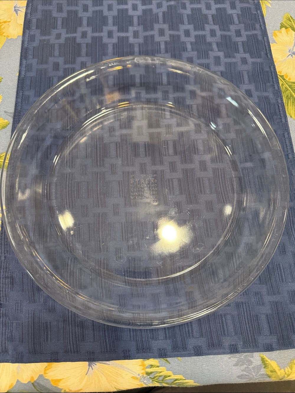 Pyrex Clear Glass pie Pan 10"